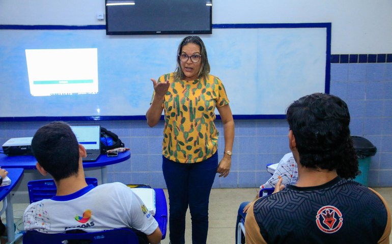 Seduc divulga edital para contratação temporária de professores e profissionais de apoio