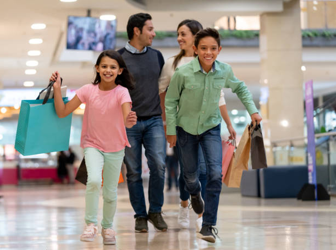 Esqueça compras online: 7 motivos para fazer compras no shopping