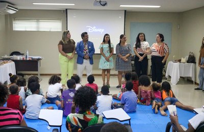 OAB e Caixa de Assistência dos Advogados promovem sessão de cinema para crianças da Vila Emater