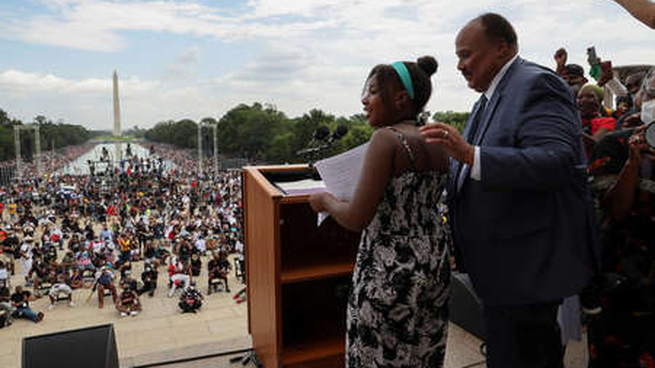 Marcha reúne milhares em Washington e evoca movimento de Martin Luther King