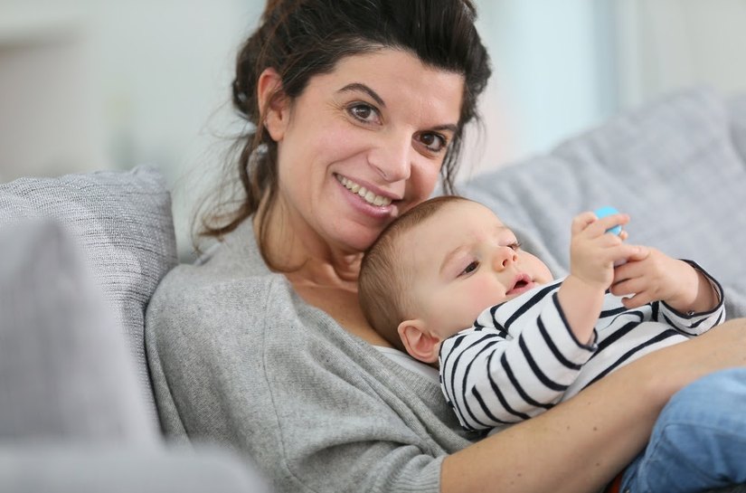 Maternidade aos 40 anos é uma realidade no século XXI, apontam estudos