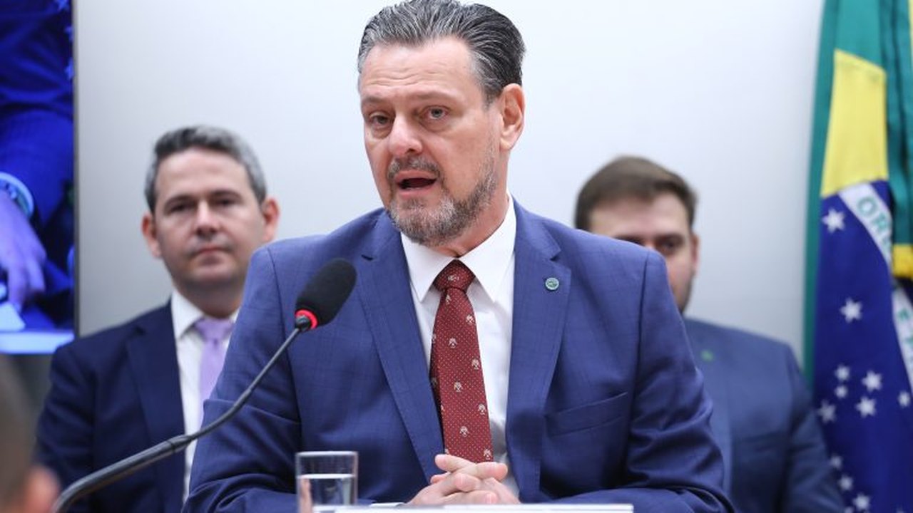 Ministro da Agricultura condena invasões de terras promovidas pelo MST