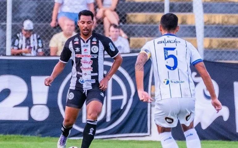 ASA vence clássico de virada contra o CSA e assume vice-liderança com brilho de Alex Bruno