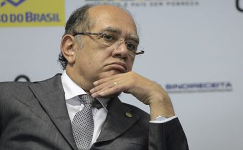 Gilmar Mendes pede investigação das contas de campanha de Dilma