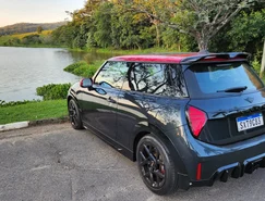 MINI John Cooper Works reforça posicionamento esportivo no Brasil - Sérgio Dias (14).jpeg 