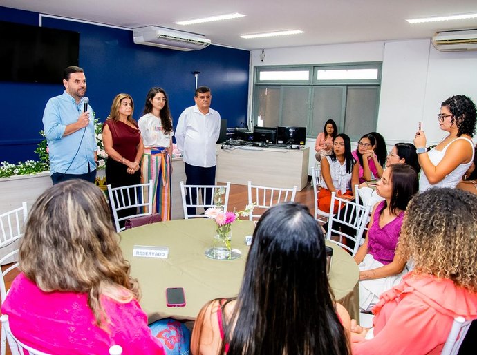 Câmara de Maceió reúne servidoras em café da manhã para celebrar Mês da Mulher