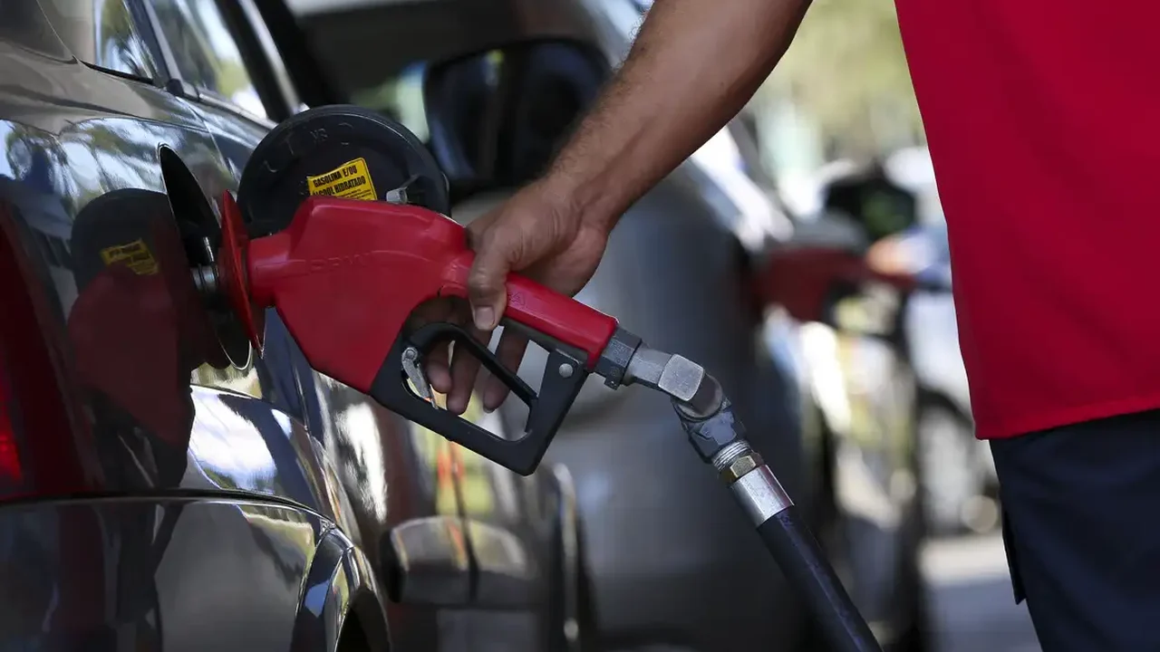 Etanol sobe 4,6% em setembro em SP; gasolina e diesel também avançam