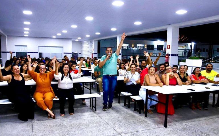 Preparatório Canoa Cursos inicia temporada 2025 visando novas aprovações no ensino superior