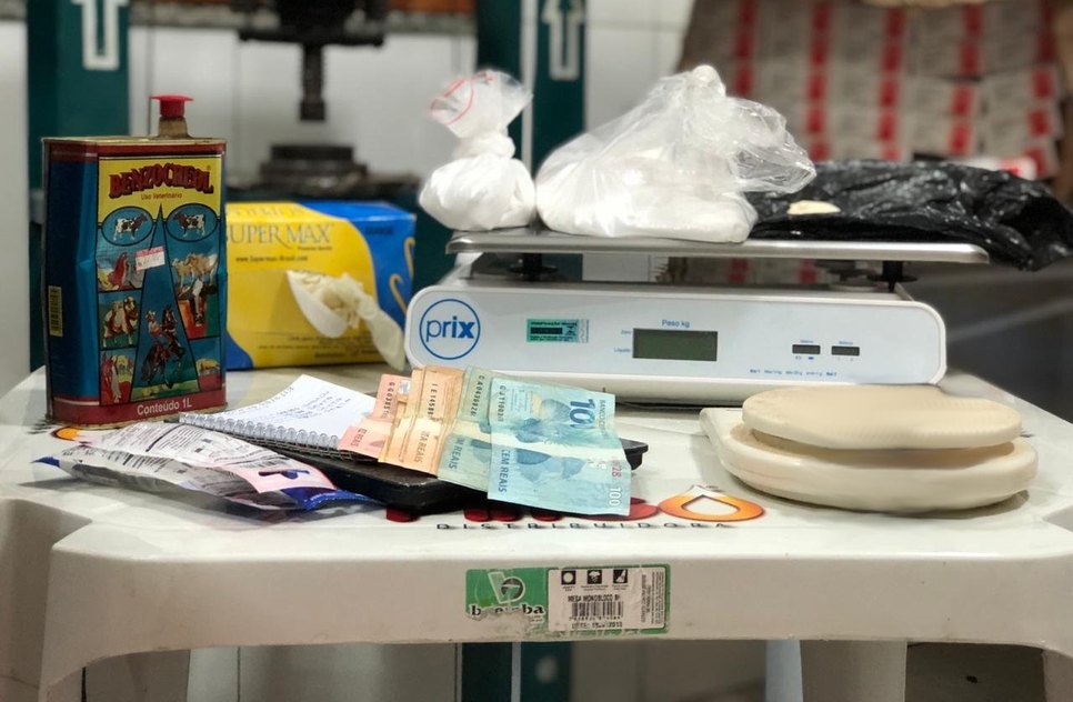 Material usado na fabricação das drogas em Lagarto