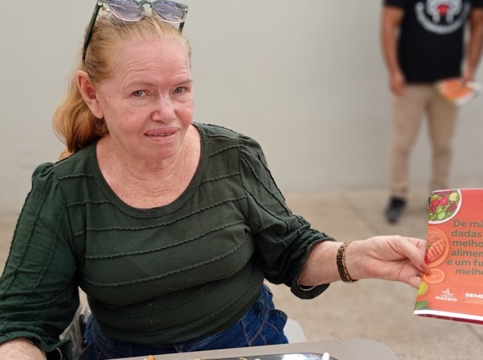 Dia Mundial da Alimentação é  comemorado no Restaurante Popular de Maceió com cardápio especial e ação de conscientização