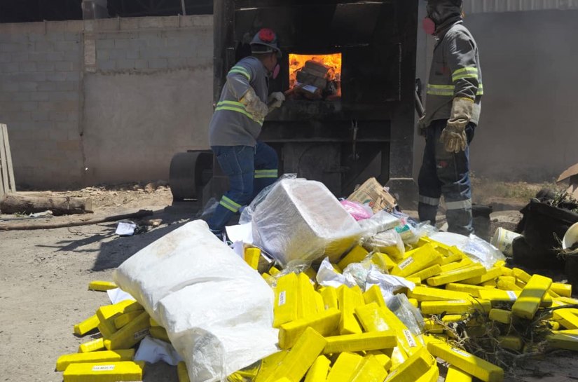 Polícia Civil incinera mais de uma tonelada de drogas apreendidas em Maceió