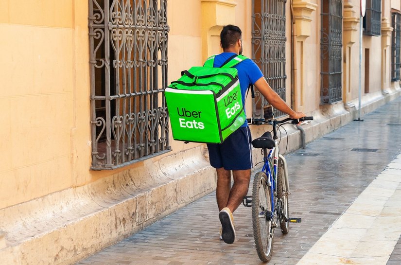 Debate sobre trabalho por aplicativos deve se intensificar nos próximos meses, diz especialista