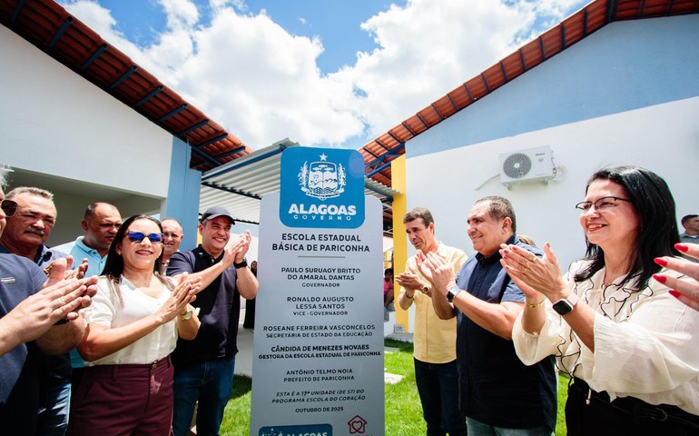 Paulo Dantas inaugura escola de educação básica no município de Pariconha