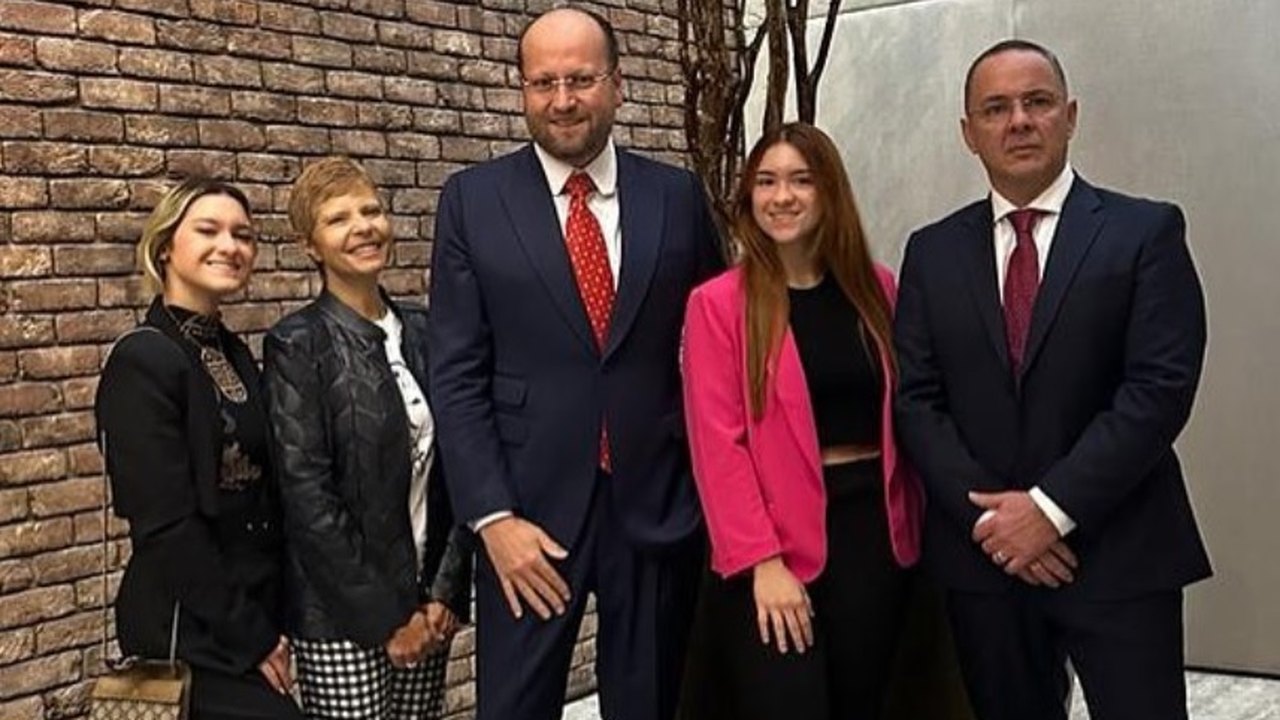 Herança de Gugu: Rose Miriam faz post agradecendo as filhas