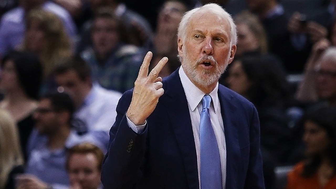 Spurs dominam Timberwolves e empatam série; Knicks ampliam vantagem sobre Sixers