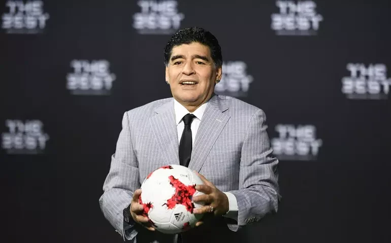 Audiência prepara novo julgamento da morte de Maradona
