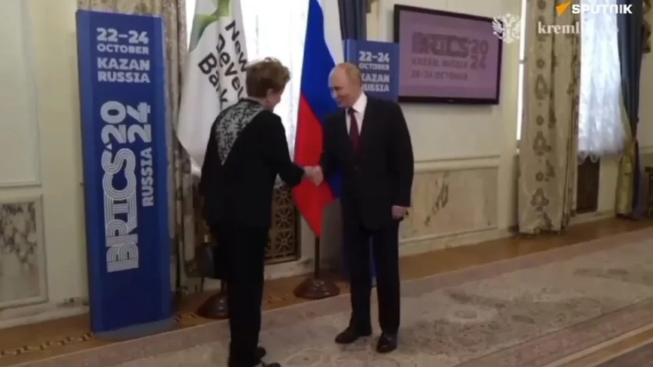 Em termos de PIB, o BRICS supera o G7 em importância, diz Dilma Rousseff