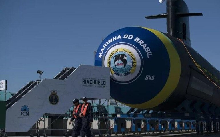 Submarino nuclear brasileiro pode ser paralisado em 2026 sem aporte extra, aponta mídia