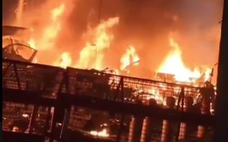 Explosão de carro próximo ao Forte Vermelho, na Índia, deixa mortos e feridos