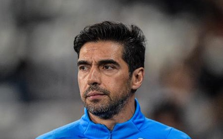 Palmeiras viaja com três desfalques para Criciúma e terá novidade no comando do time