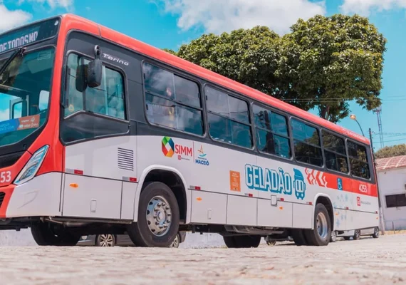 Homem é preso por assistir vídeos pornográficos em ônibus em Maceió
