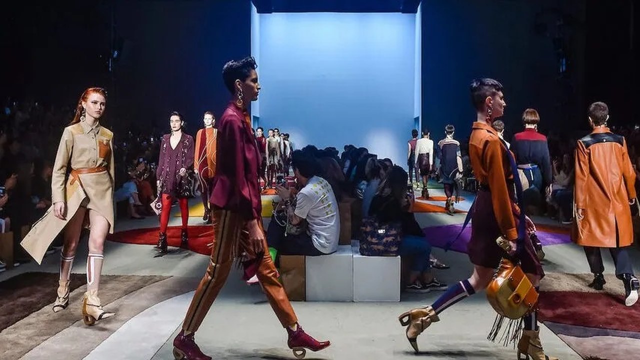 SPFW volta em novo endereço e formato híbrido