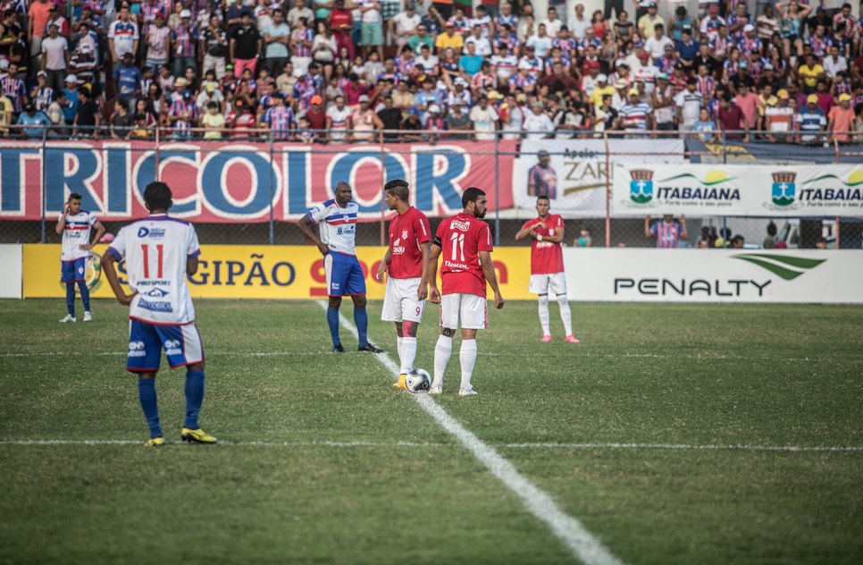Tudo igaul no clássico entre itabaiana e sergipe / Foto: Filippe Araujo