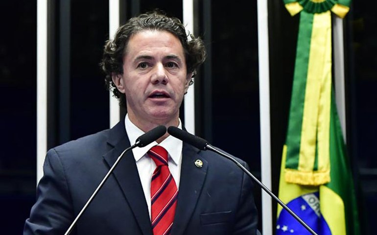 Relator da CCJ do Senado dá parecer favorável à indicação de Zanin ao STF