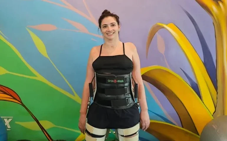 Laís Souza: o que é o tutor longo, aparelho que ajuda a ginasta a ficar de pé; assista