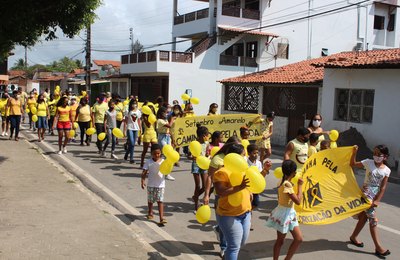 Caminhada pelas ruas do Pontal encerra ações alusivas ao mês de combate ao suicídio