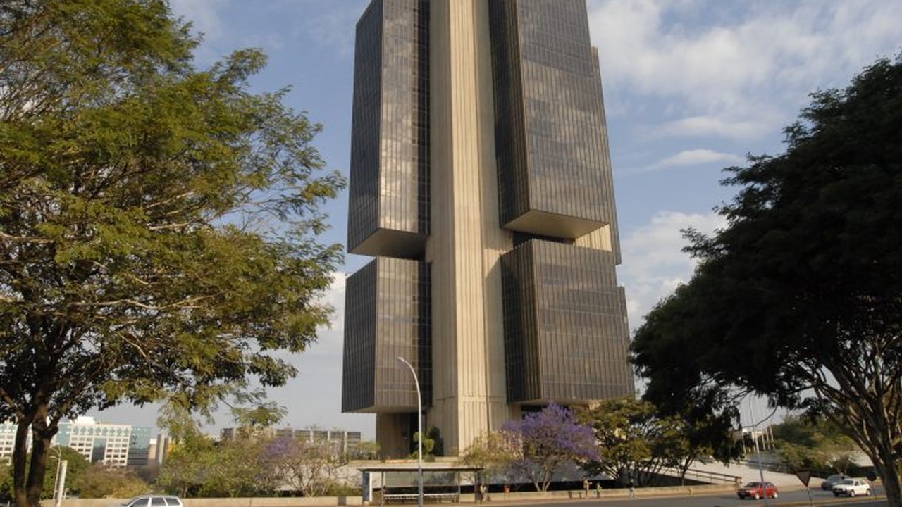 Banco Central reprova compra do banco Master pelo Banco de Brasília (BRB)