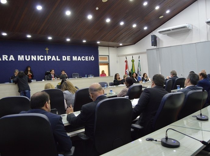 Após recesso, Câmara retoma atividades em Plenário nesta terça-feira (18)