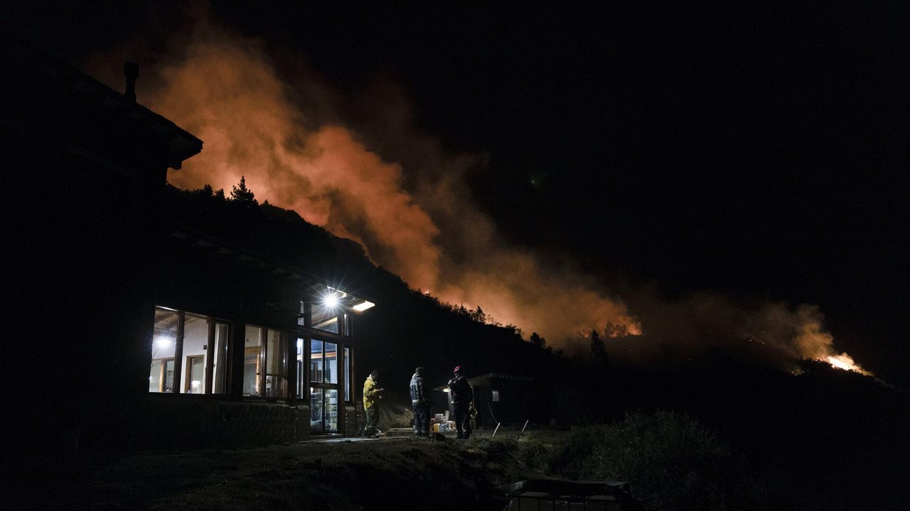 Vários focos de incêndio na Patagônia argentina consomem mais de 24 mil hectares