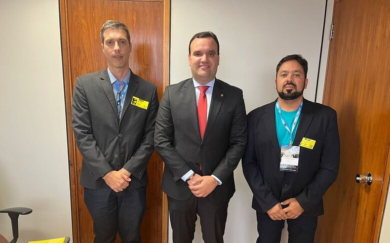 Deputado Luciano Amaral defende pleito da Aprel em apoiar PL que prorroga a não taxação da energia solar