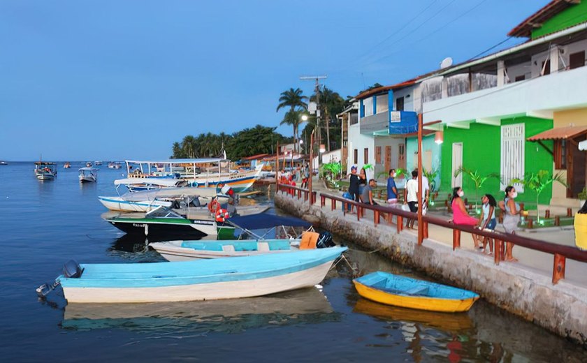 Na Bahia, Ilha de Boipeba recebe festa literária e celebra ancestrais