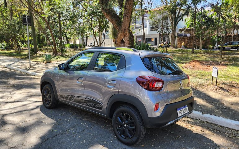 Renault Kwid 2026 revela versatilidade entre cidade e estrada