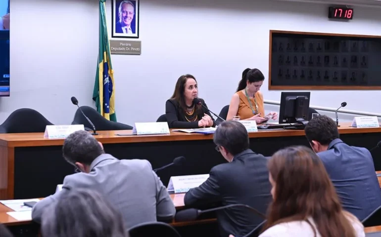 Enamed: 11 faculdades de Medicina de SP são punidas com restrição a novos alunos; confira a lista