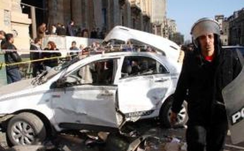 Ataques em várias partes do Cairo deixam 5 mortos
