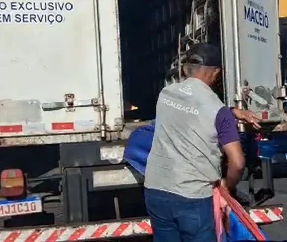 Fiscais da Prefeitura de Maceió são flagrados em ação contra Renan Filho