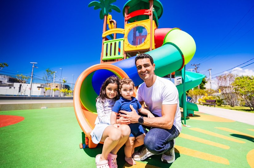 JHC visita Renasce Salgadinho com os filhos e destaca transformação ambiental de Maceió