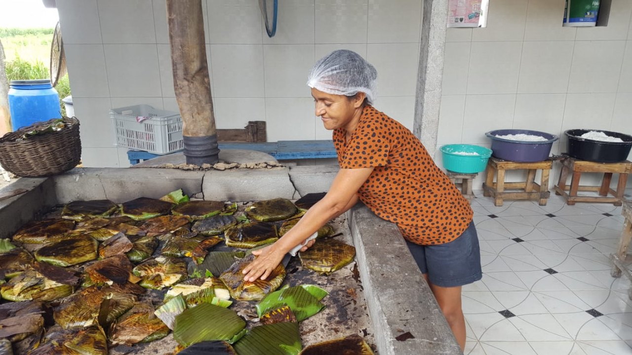 Emater investiu R$ 3,7 mi para a compra e doação de 1,4 mil toneladas de alimentos no Baixo São Francisco