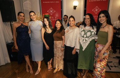 Artesanato alagoano desfila moda contemporânea na passarela do Palácio Floriano Peixoto