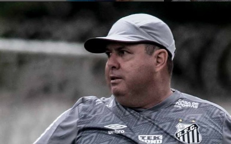 Marcelo Fernandes usará semana livre para achar substituto do capitão Rincón no Santos