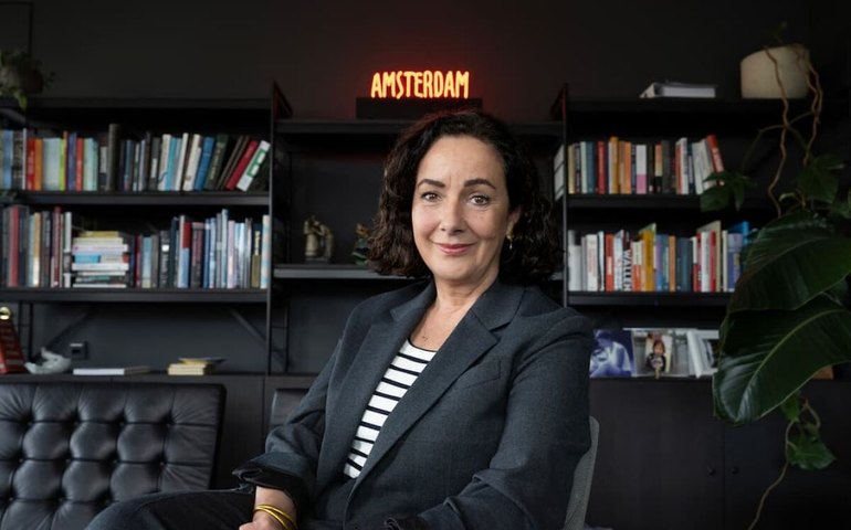 Prefeita de Amsterdã defende a regulamentação da cocaína para conter tráfico de drogas