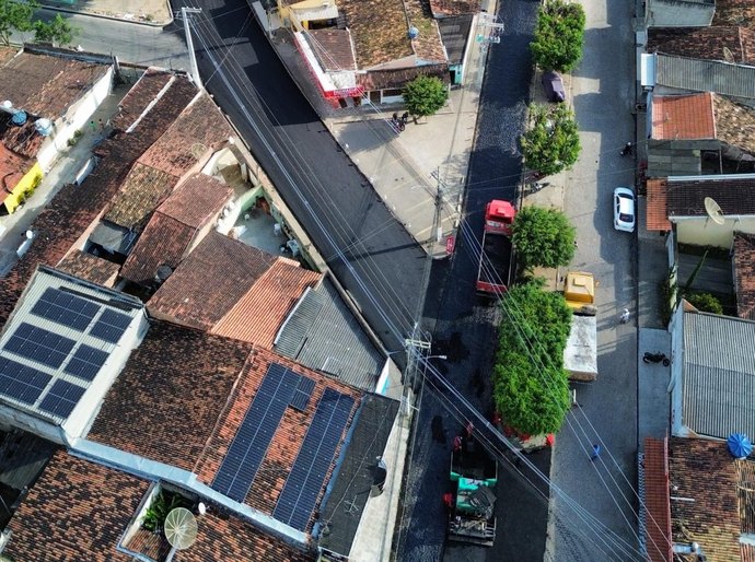 Prefeitura recupera vias nos bairros Guaribas e Verdes Campos em Arapiraca