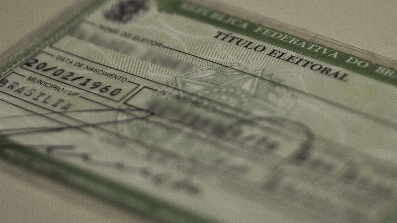Jovens que completaram 15 anos já podem tirar o título de eleitor