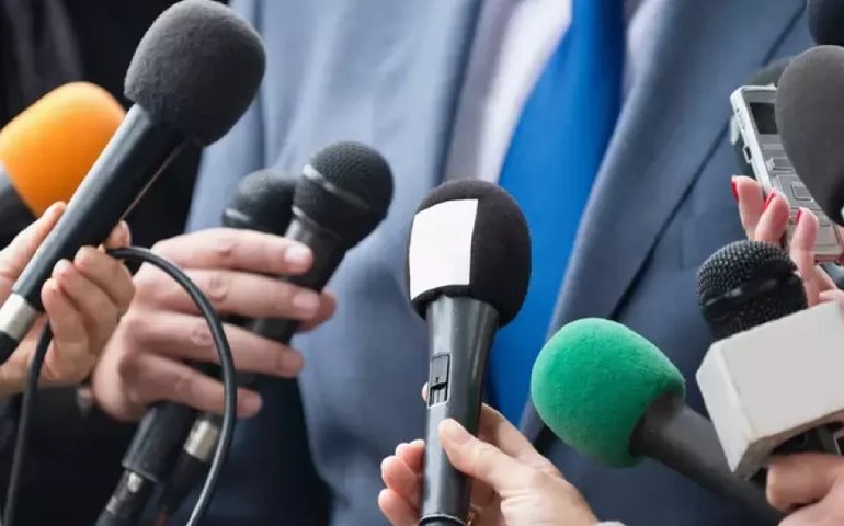 Para especialistas, o jornalismo está na mão das plataformas digitais