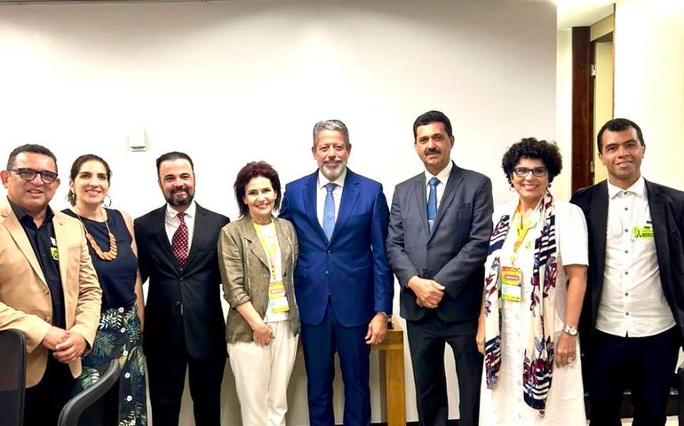 Marlan Ferreira e líderes do movimento consorciado nacional participam de encontro com Arthur Lira