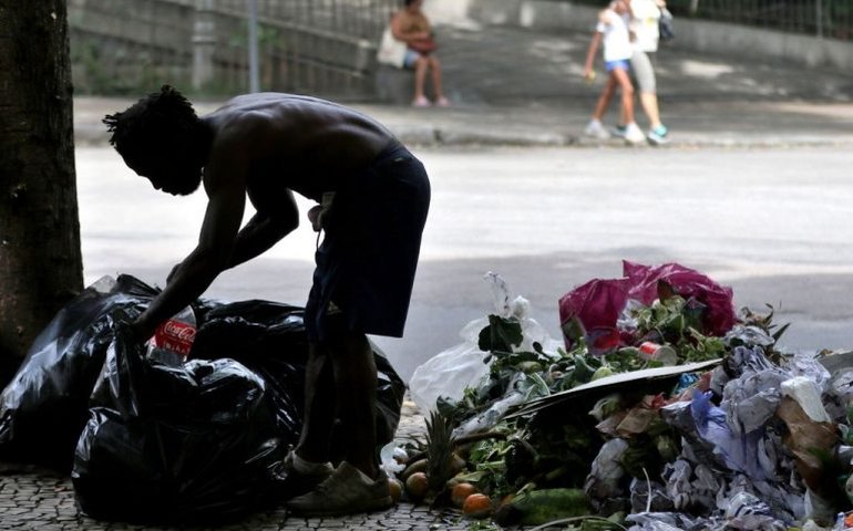 Programa Nacional de Direitos Humanos é tema de debate na Câmara