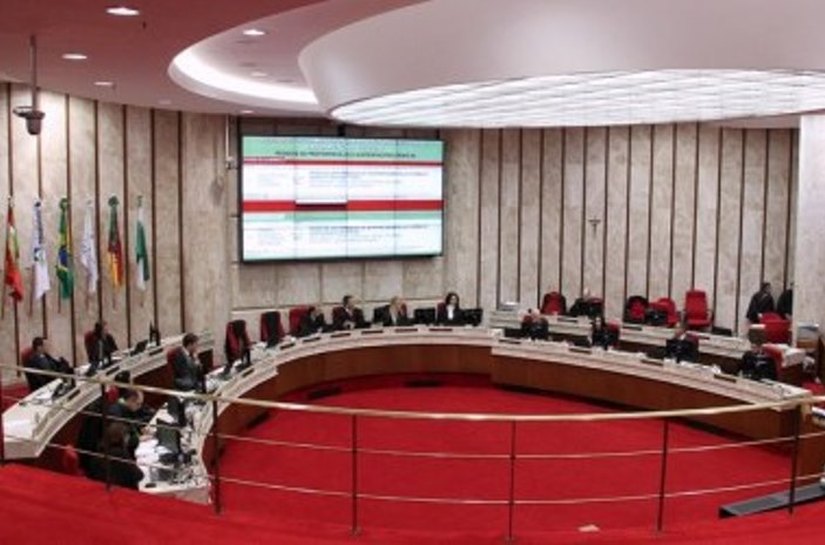 JFAL sedia sessão da Turma Nacional de Uniformização dos Juizados Especiais Federais